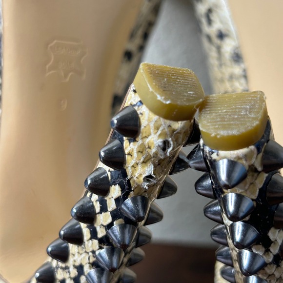 BCBGMAXAZRIA Booties Size 9 Daria Snakeskin Print Studded Heel Leather Womens - Picture 10 of 10